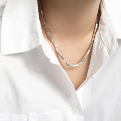 niche design minimalist and versatile heavy industry rectangular tube texture S925 pure silver necklace collarbone chain for women